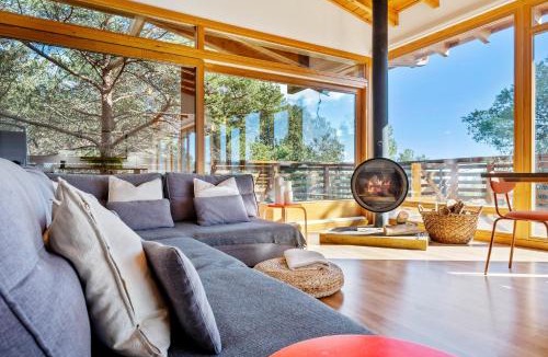 Montreal House | Casa nórdica en el bosque con vistas al mar