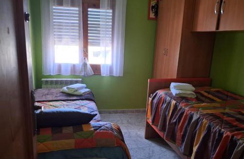 Abiego Apartment | Casa Nasarre- Acogedora casa rural con garaje con vistas a la Sierra de GUARA