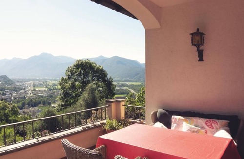 Minusio House | Casa Nespole, Familiennest mit Seesicht by Interhome