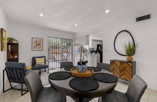 El Paso House | Casa Noble Retreat - King/Office