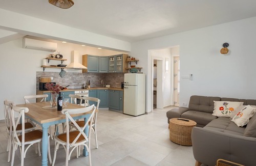 Sculci Villa | Casa Nona Anica by Villas Guide
