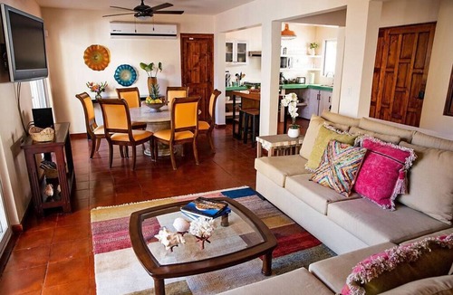 La Paz House | Casa Oasis