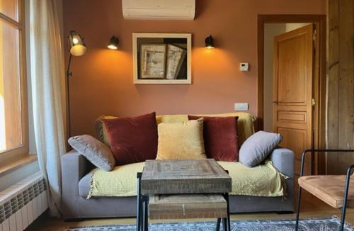Alt Aneu Apartment | Casa Olivia