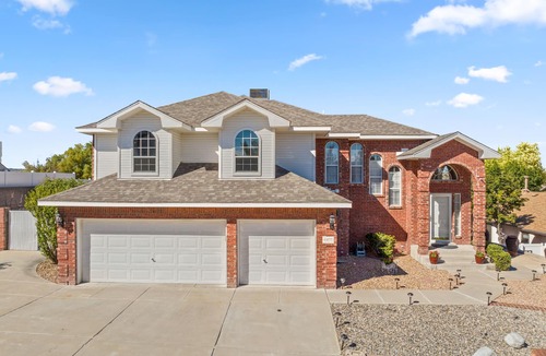 Albuquerque House | Casa on the Hill - Newly Remodeled