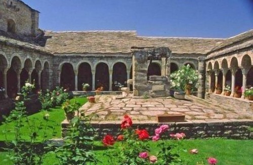 Murillo de Liena Cottage | Casa Pabán apartments for 5 people