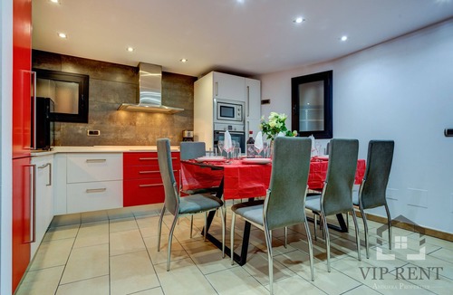 Encamp House | Casa Pairal Candia