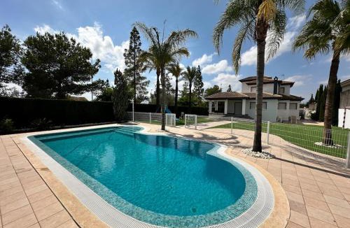La Alcayna Villa | Casa Palmeras Golf Piscina y jardin privado BBQ