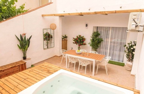 Palafolls House | Casa Para 8 Personas con Jardín a 2 Minutos de la Costa Brava! Ideal Familias!