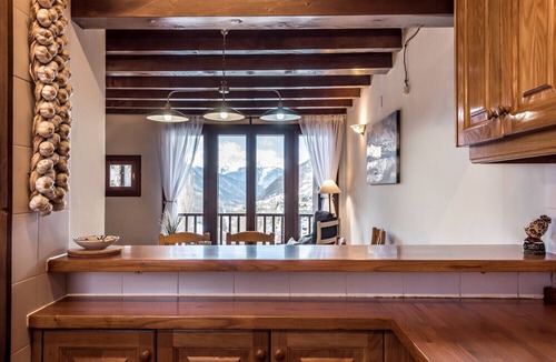 Pujo Ski Chalet | Casa Parros by Totiaran Salardu