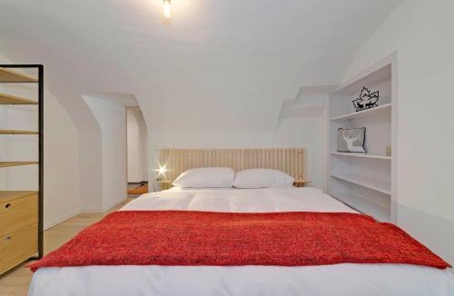 Sagogn Apartment | Casa Pasternaria Sleeps 8 Hiking and MTB close to Laax