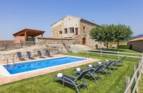 Sagas House | Casa Pau - Lovely Catalan limestone villa in private surroundings with pool