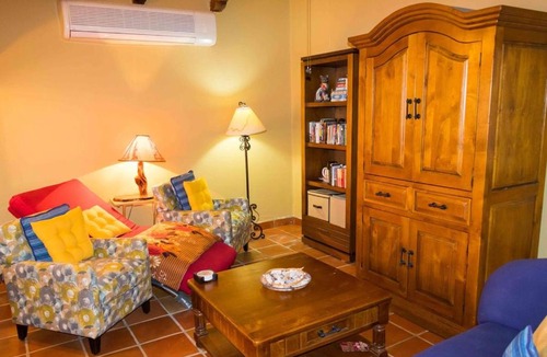 Nopolo House | Casa Pequena 1 BR by Casago