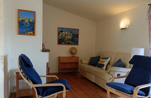 Camallera Villa | Casa Pintora with private pool. 12kms to Costa Brava beaches