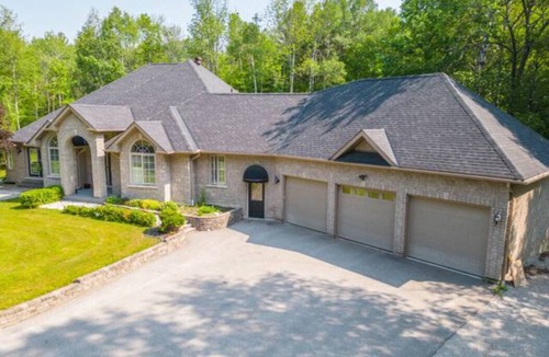 Rama Cottage | Casa ~ Pool ~ Fire Pit ~ BBQ