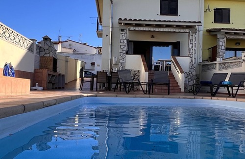 L'Escala House | "CASA PUIG"6/7 pax.Private pool,Free Air Conditioning/Heat,Wifi,Sheets/Towels.
