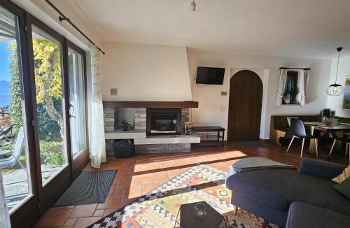 Gordola Apartment | Casa Ramarro by Fewotessin
