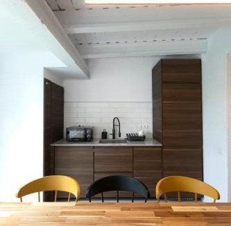 Banyoles House | Casa reformada junto al lago de Banyoles