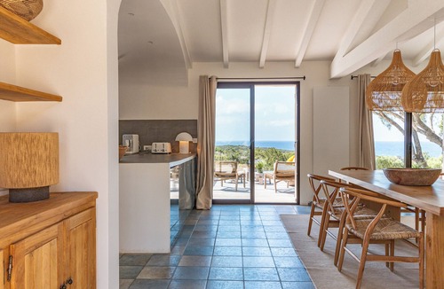 Pianotolli-Caldarello Villa | Casa Rocca Di Pianotolli