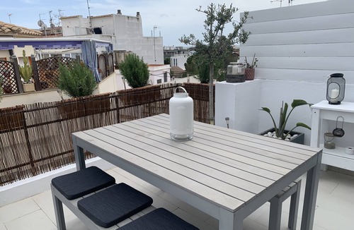 Sitges Town Center House | Casa Roma Sitges 2 bedrooms2 bathrooms apartment with terrace