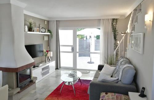 Urbanizacion Hacienda las Chapas Villa | Casa Romero - Beautiful Villa, Best Corner by Pools,Resort Facilities, Full Kitchen, 3 Terraces, Internet