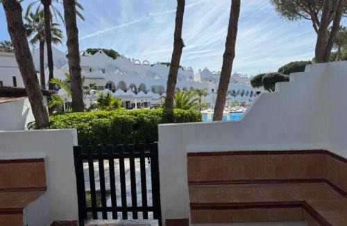 Urbanizacion Hacienda las Chapas Villa | Casa Romero - Beautiful Villa, Best Corner by Pools,Resort Facilities, Full Kitchen, 3 Terraces, Internet