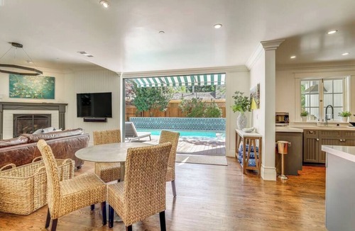 St. Helena House | Casa Rosa