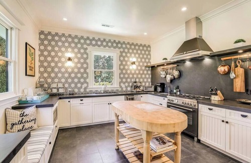 St. Helena House | Casa Rosa