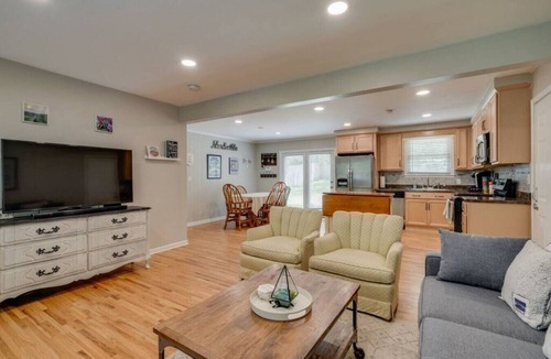 Nashville House | Casa Rover - Pet Friendly w/Fenced-in Yard, Family Friendly, Mins to Downtown Nashville