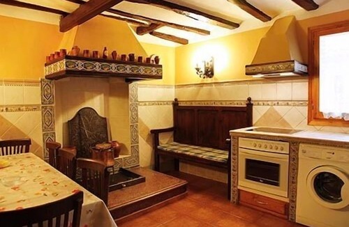 Baguena Cottage | Casa Rural Abuelo Luis for 8 people