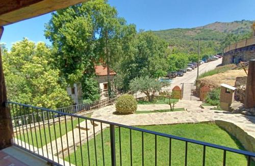 Casas del Monte House | Casa Rural Acebuche - Valle del Ambroz, Cáceres