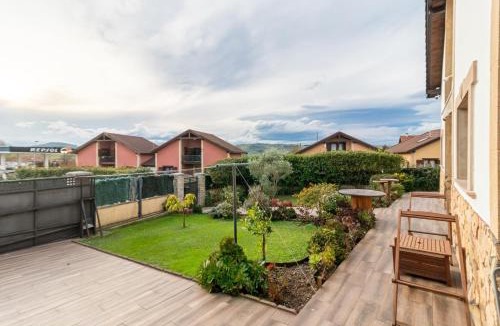 Hinojedo House | Casa Rural Alojamientos Marte