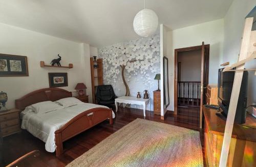 Mungia House | Casa Rural Bilbao Caserio Gondra Alquiler Habitaciones