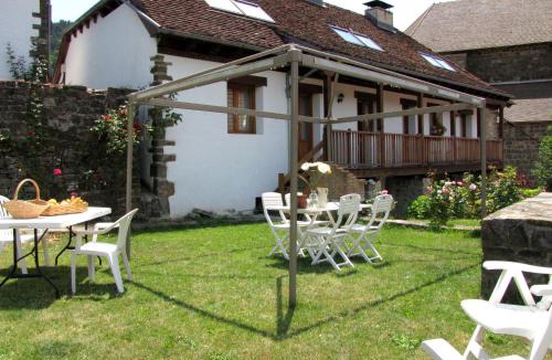 Ochagavia House | Casa Rural Burret