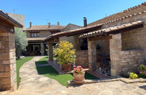 Artesa de Segre Ski Chalet | Casa rural CAL SERRA