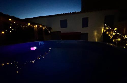 Belchite House | Casa Rural con Piscina Privada - junto a Belchite histórico - Al Sol De Las Ruinas