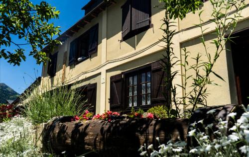Arres Hostel | casa rural Dera Hont
