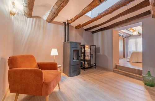 Berge House | Casa Rural El Ahora: Tradition, Art, and Design