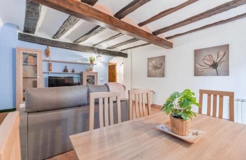 Gea de Albarracin House | CASA RURAL EL GARROTE