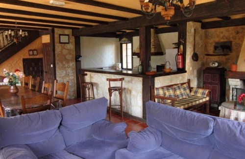 Ciudad Rodrigo House | Casa Rural El Manantial near Ciudad Rodrigo with Private Pool and Mountain Views