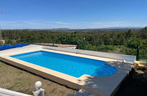 Venta del Moro House | Casa rural en Casas de Moya 'Casa del Pino Gori'