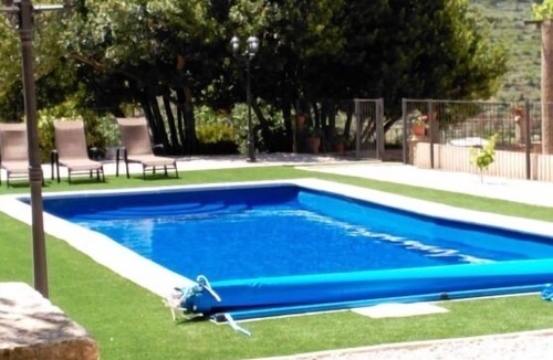 Banyeres de Mariola Cottage | Casa Rural La Alquería del Pilar for 10 people