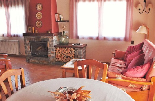 San Lorenzo de Morunys House | Casa Rural Rebost