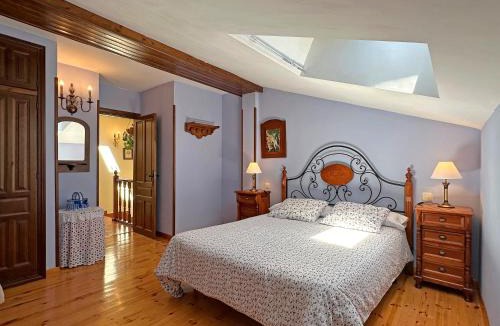 Santo Domingo de Silos Apartment | Casa Rural Las Condesas