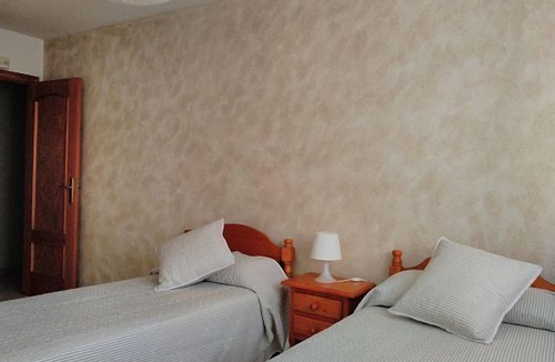 Talamanca de Jarama Cottage | Casa Rural La Muralla for 10 people