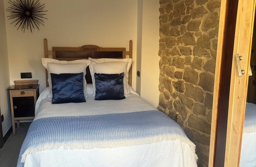 Laguardia Old Town Apartment | Casa Rural Garabitero Apartment Sofi
