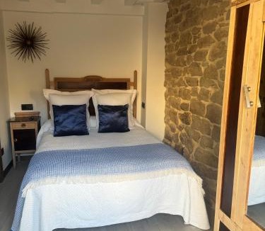 Laguardia Old Town House | Casa Rural Garabitero