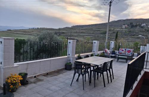 Borja House | Casa rural "Garnacha de Borja" guest home