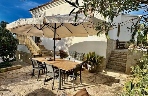 Calig House | Casa Rural Girasoles Calig Rental Holidays REF 046
