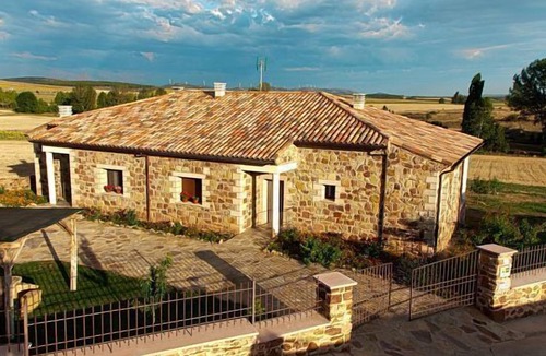 El Pobo de Duenas Cottage | Casa Rural La Dueña for 4 people