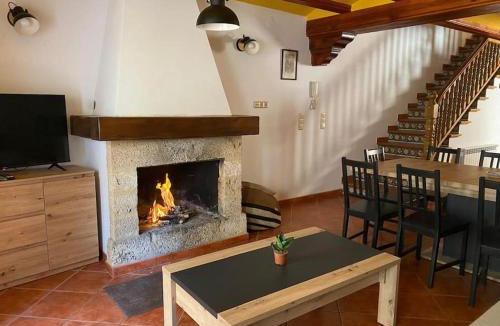 Mirambel House | Casa Rural La Peña